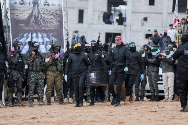 Hamas Releases Five Israeli Hostages as Ceasefire Agreement Nears Critical Phase