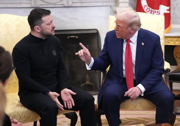 Zelenskyy’s Attire Sparks Clash with Trump in Heated White House Meeting