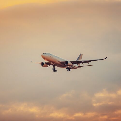 EU Advises Airlines to Avoid Iran, Iraq and Lebanon Airspace Amid Rising Regional Tensions