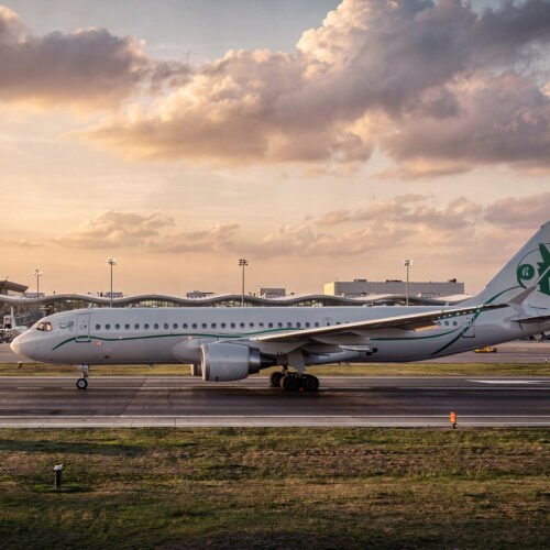 Hybrid-Electric Aircraft and Digital Innovation Reshape Aviation in 2026
